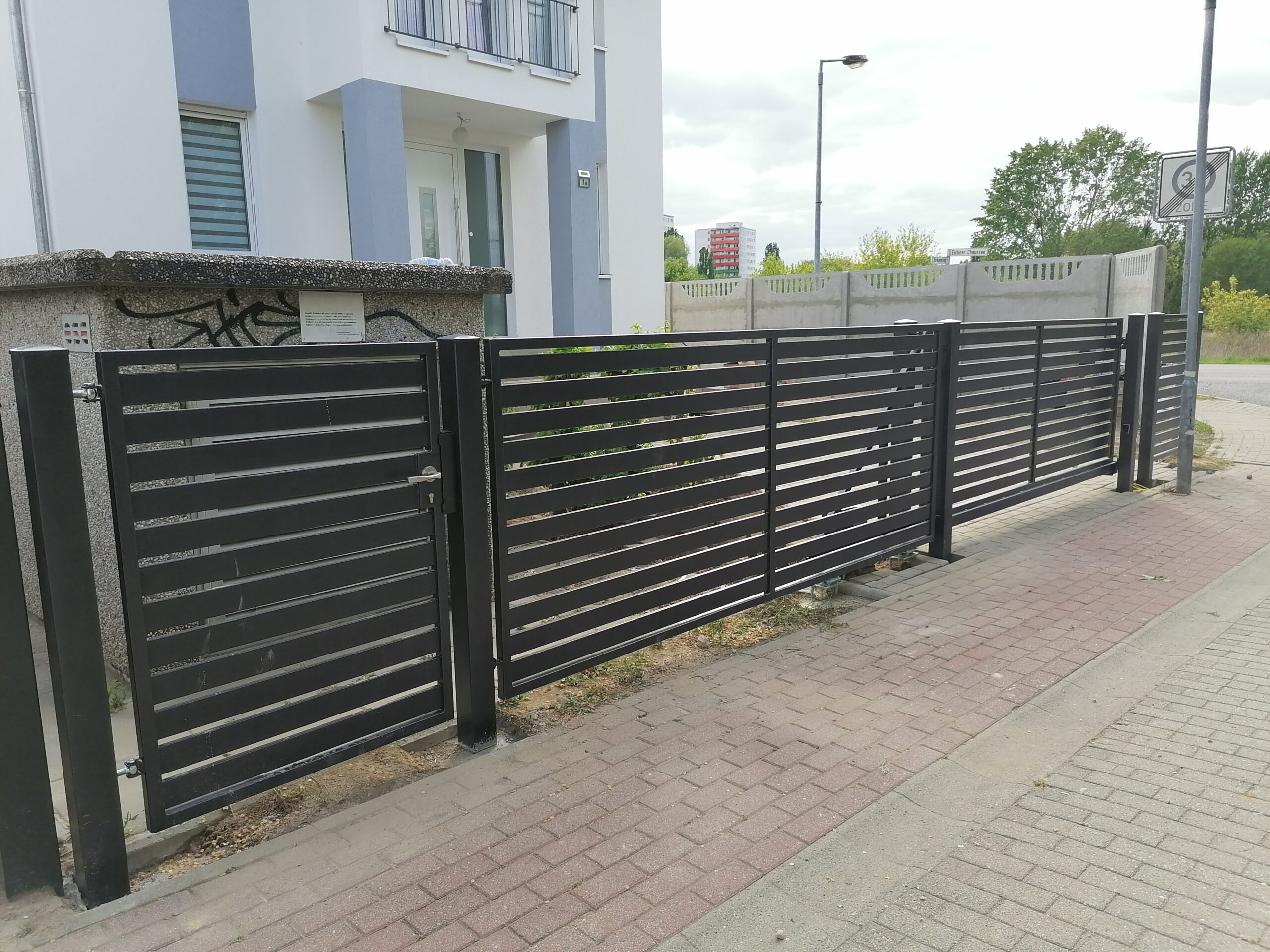 Ogrodzenia metalowe z bramą - Szczecin 2