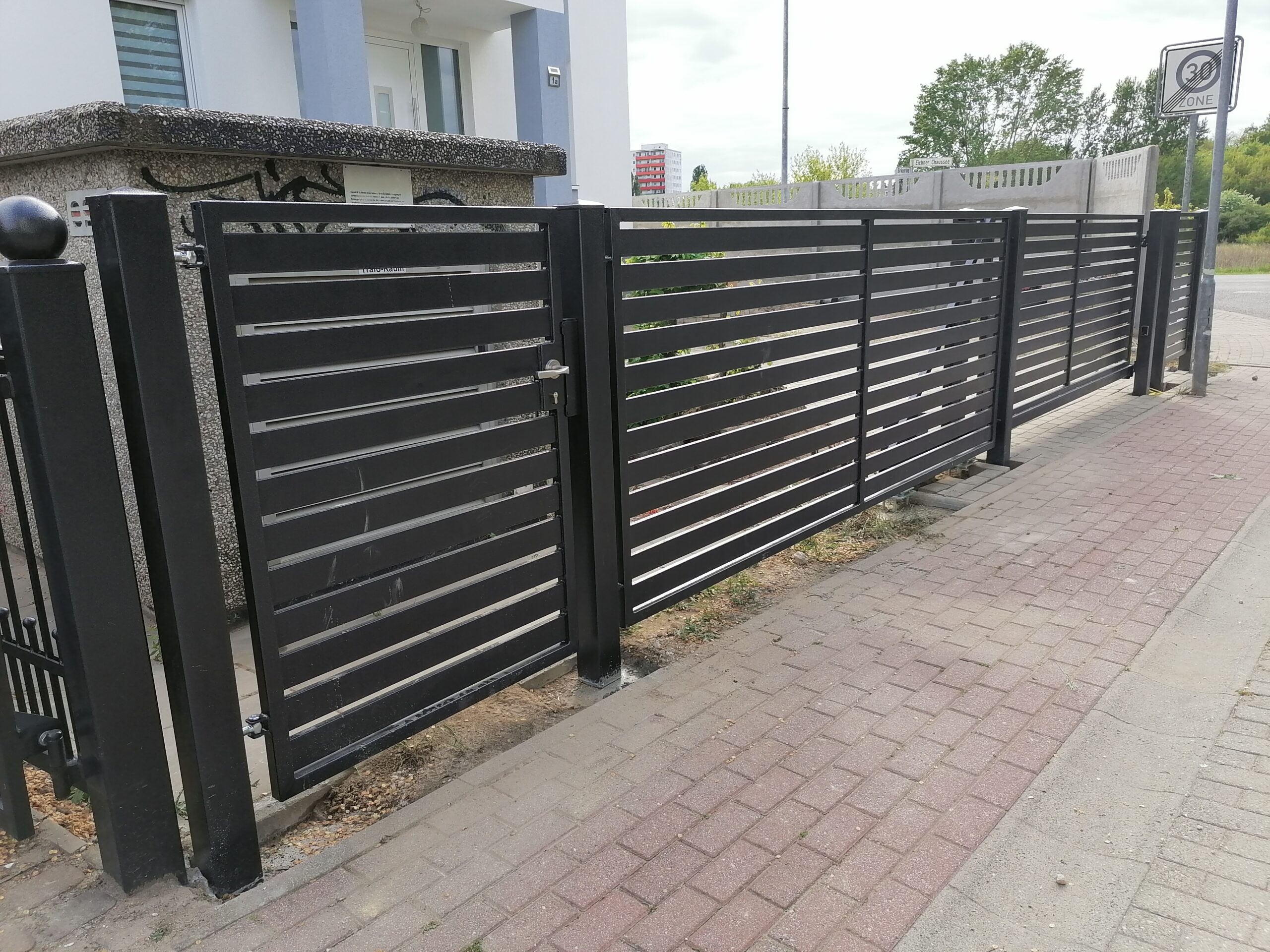 Ogrodzenia metalowe z bramą - Szczecin